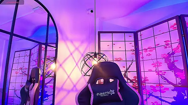 Fluffy Bubble21 online show from February 2026 04:14:01 AM