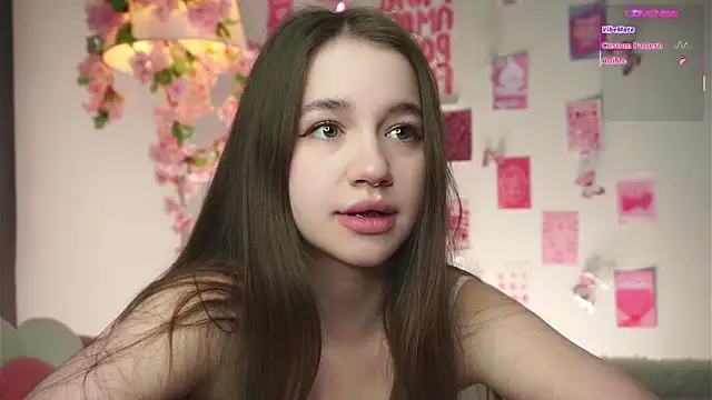 AmiLewis online show from March 2026 01:02:02 AM