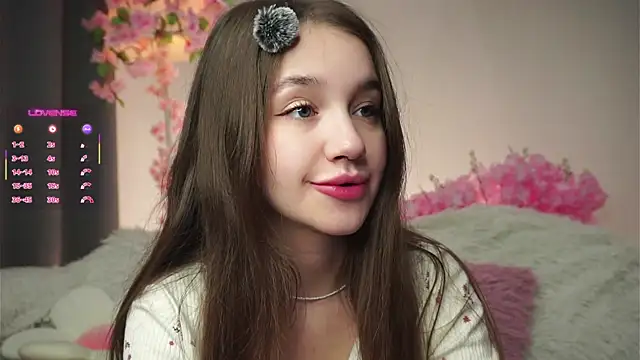 AmiLewis online show from November 2025 01:33:02 AM