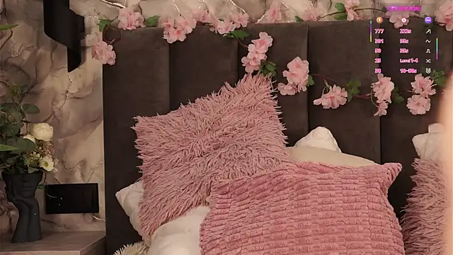 AmiLewis online show from May 2026 01:05:01 AM