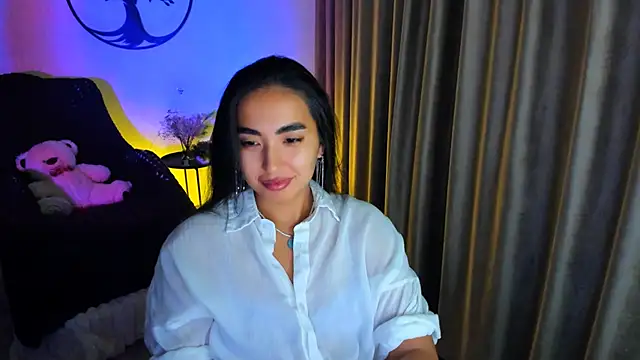 worldofkim online show from November 2025 04:35:02 AM