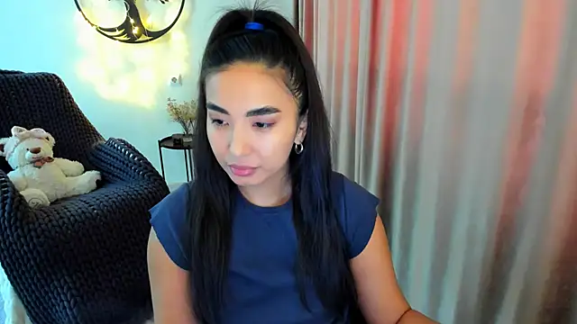 worldofkim online show from February 2026 10:26:01 AM