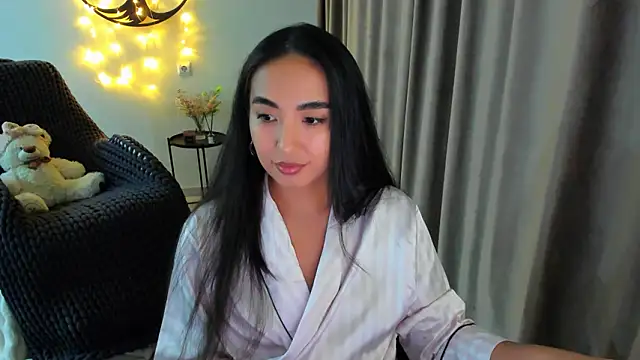 worldofkim online show from January 2026 07:12:01 PM