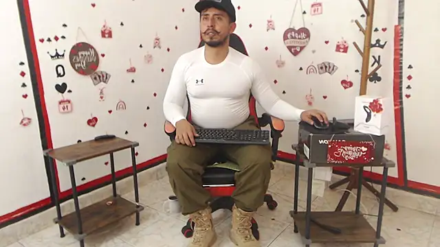KalethBigDick online show from February 2025 08:20:02 PM