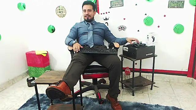 Snapshot of KalethBigDick chatting on June 2026 12:49:01 PM KalethBigDick online show from June 2026 12:49:01 PM