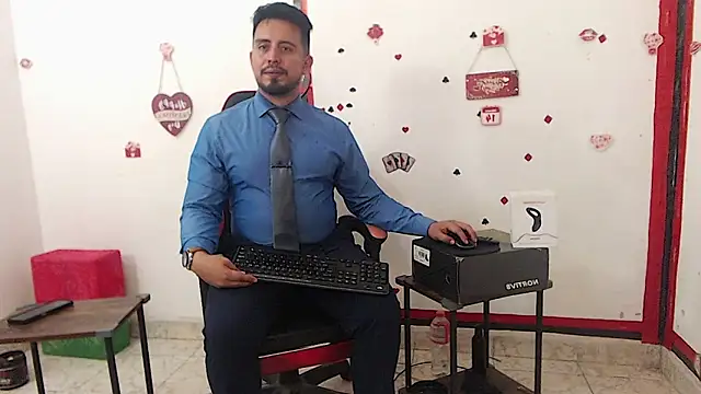 KalethBigDick online show from February 2026 04:56:01 AM