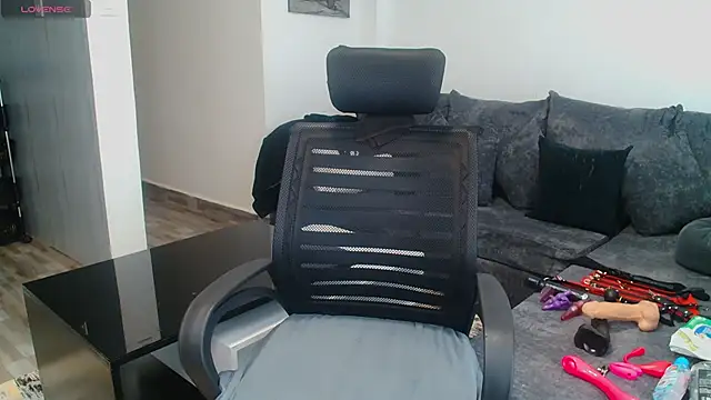 Snapshot of yummy_sweet_caramel chatting on May 2026 04:21:01 AM yummy sweet caramel online show from May 2026 04:21:01 AM