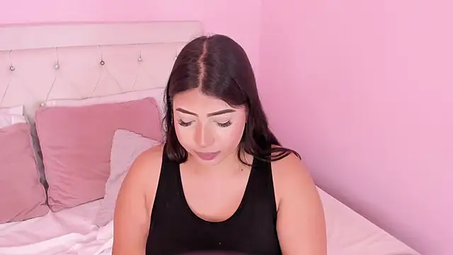 Miia Thompsonn online show from July 2026 05:32:02 PM