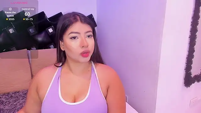 Miia Thompsonn online show from June 2026 12:33:01 PM