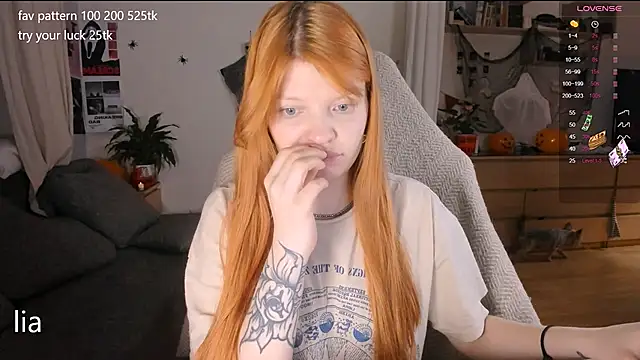 lil lia online show from October 2025 01:04:02 AM