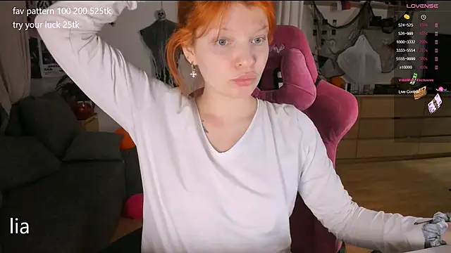 lil lia online show from November 2025 11:41:01 PM