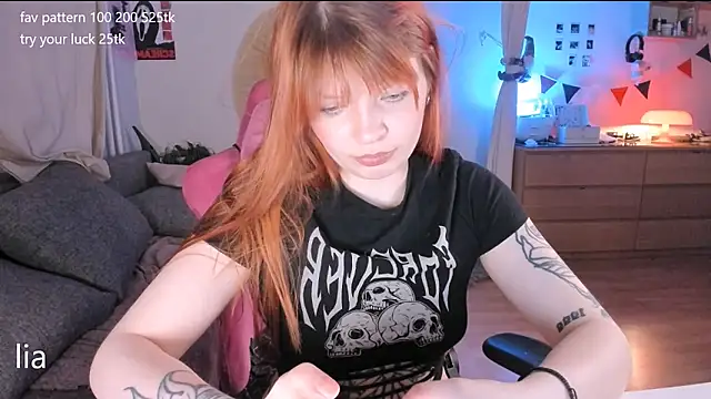 lil lia online show from March 2026 09:17:01 PM