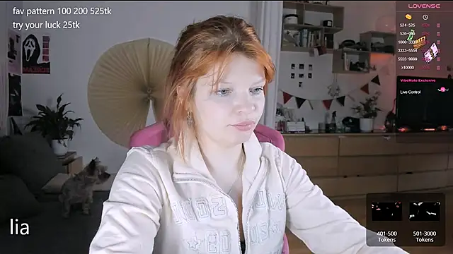 lil lia online show from November 2025 12:10:02 AM