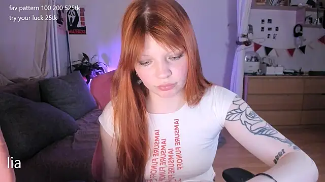 lil lia online show from May 2026 10:35:01 PM