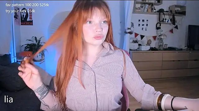 lil lia online show from March 2026 10:34:01 PM