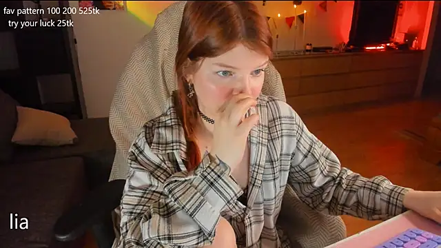 lil lia online show from March 2025 01:22:01 AM
