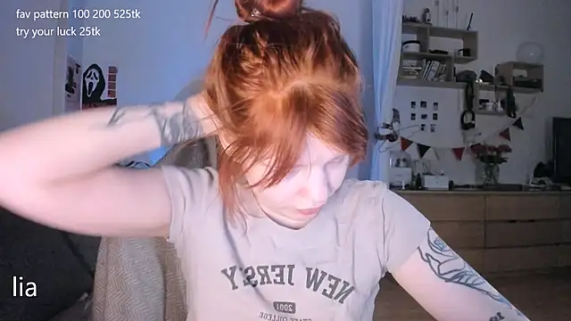 lil lia online show from April 2026 10:44:01 PM