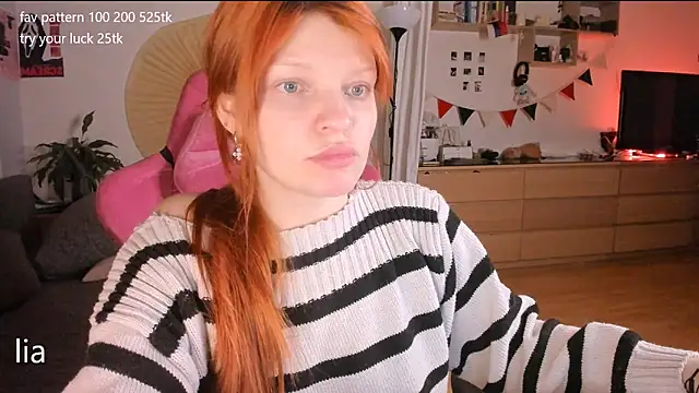 lil lia online show from December 2025 10:59:01 PM