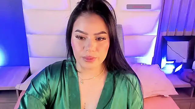 Snapshot of Miah_gomez_ chatting on May 2026 12:30:01 PM Miah gomez online show from May 2026 12:30:01 PM