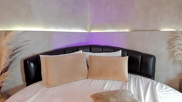 AmyStevenss online show from November 2025 04:46:02 AM