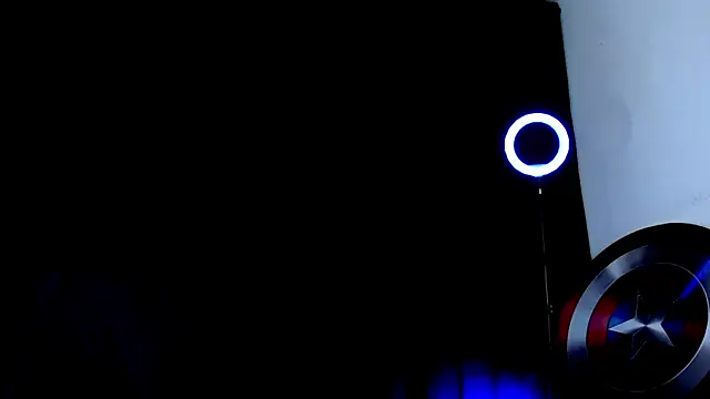 Antonywebb94 online show from November 2025 04:13:01 AM