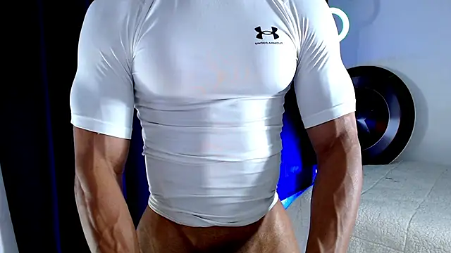 Antonywebb94 online show from November 2025 05:40:01 PM