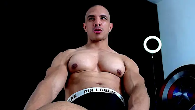 Antonywebb94 online show from December 2025 12:13:02 AM