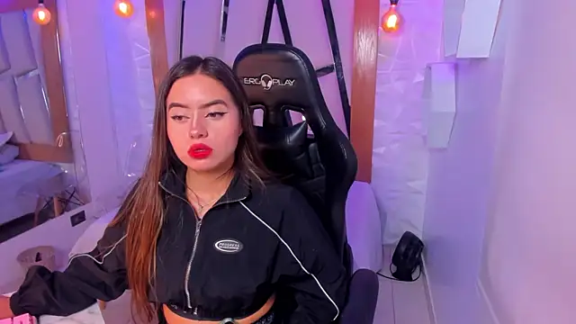 ary cooper  online show from November 2025 12:20:02 PM