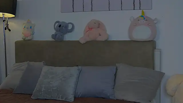 CassKiera online show from October 2025 04:46:01 AM