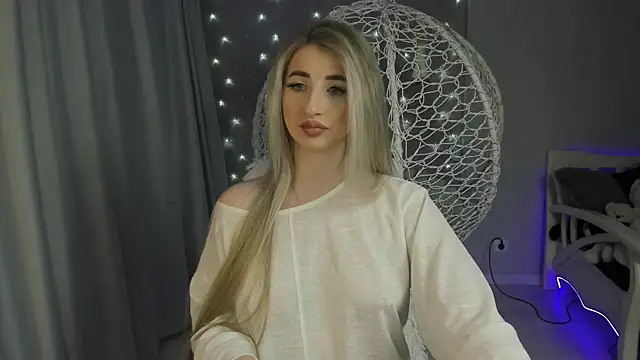 Snapshot of milky_waybaby chatting on September 2025 03:07:01 PM milky waybaby online show from September 2025 03:07:01 PM