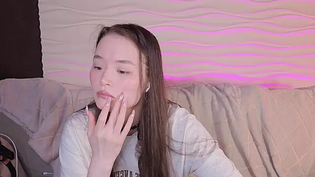 U KINKY online show from April 2026 07:11:02 PM