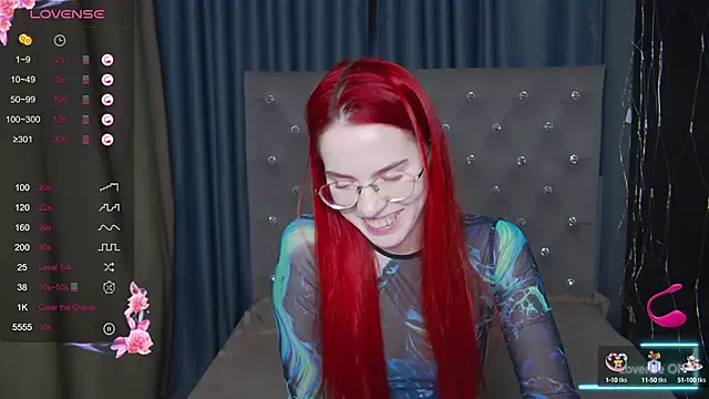 EmilyKents online show from October 2025 01:50:01 AM
