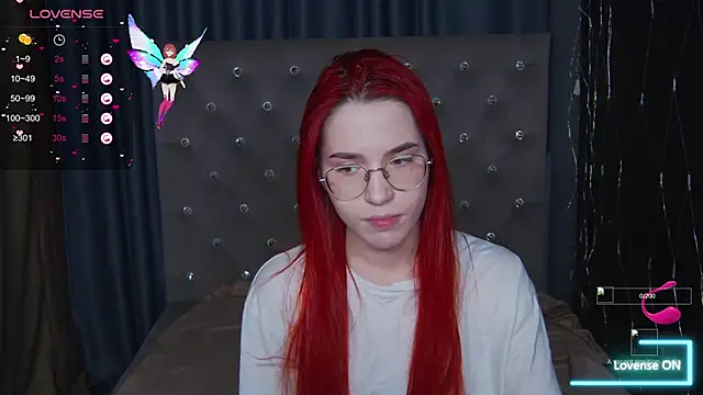 EmilyKents online show from October 2025 01:28:01 AM