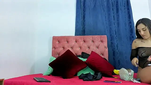 alissonandamy online show from May 2026 12:25:01 PM