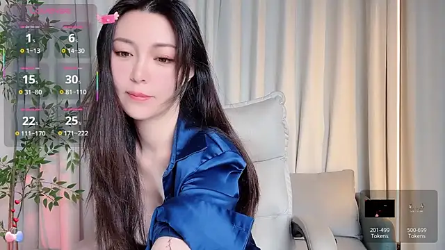 Ada-xixi online show from October 2025 12:28:01 PM