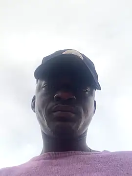Snapshot of BigBrotherFreak chatting on October 2025 05:21:01 PM BigBrotherFreak online show from October 2025 05:21:01 PM