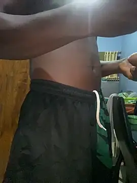 Snapshot of BigBrotherFreak chatting on November 2025 02:48:01 AM BigBrotherFreak online show from November 2025 02:48:01 AM