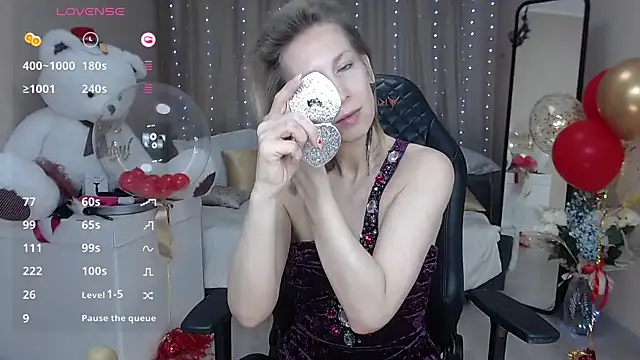 Snapshot of AdrianaSea chatting on February 2025 06:40:02 AM AdrianaSea online show from February 2025 06:40:02 AM