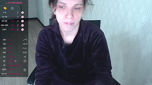 Snapshot of LisaHeart chatting on November 2025 11:53:02 PM LisaHeart online show from November 2025 11:53:02 PM