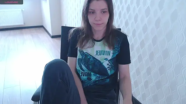 Snapshot of LisaHeart chatting on October 2025 08:35:02 AM LisaHeart online show from October 2025 08:35:02 AM