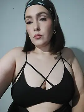 Miss Agatha online show from March 2026 01:40:01 PM