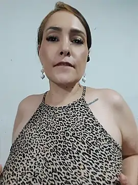 Miss Agatha online show from March 2026 12:45:02 AM