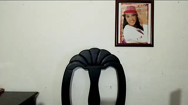 Snapshot of Miss_Agatha chatting on September 2025 01:34:02 AM Miss Agatha online show from September 2025 01:34:02 AM