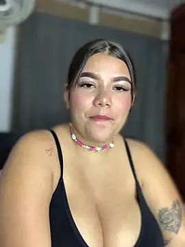 Michellesexxy online show from December 2024 06:33:02 AM