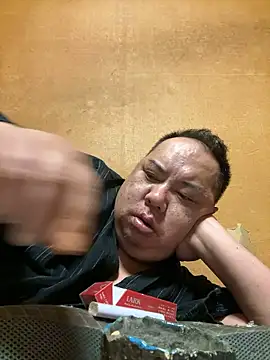 punk0805 online show from October 2025 11:55:02 AM