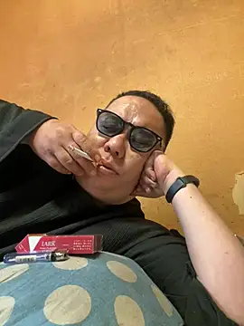 punk0805 online show from March 2026 04:23:01 AM