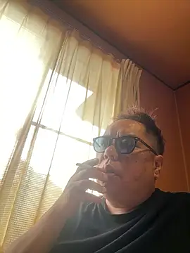 Snapshot of punk0805 chatting on June 2026 04:35:01 AM punk0805 online show from June 2026 04:35:01 AM