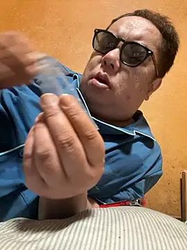 punk0805 online show from May 2026 11:57:01 AM