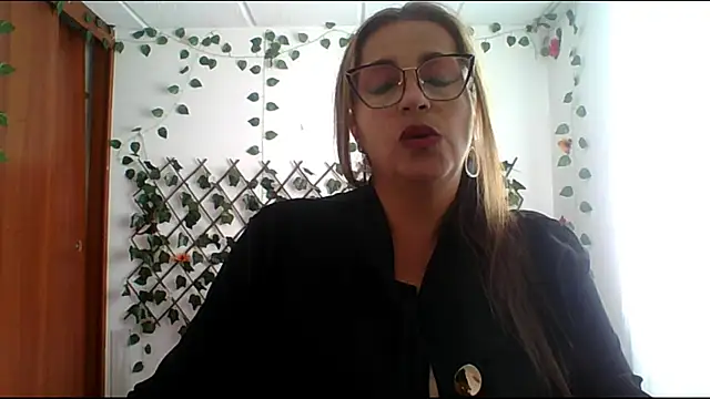 RossanaLionheart online show from November 2025 08:47:01 PM