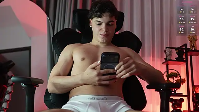 Max cortes1 online show from January 2026 12:06:02 AM